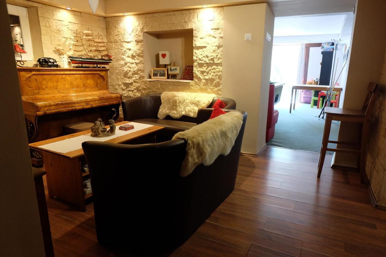 Willa Pod Aniolem - Pokoje Goscinne & Apartamenty Z Widokiem Na Gory Szczyrk Bagian luar foto