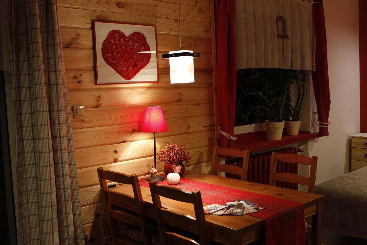 Willa Pod Aniolem - Pokoje Goscinne & Apartamenty Z Widokiem Na Gory Szczyrk Bagian luar foto