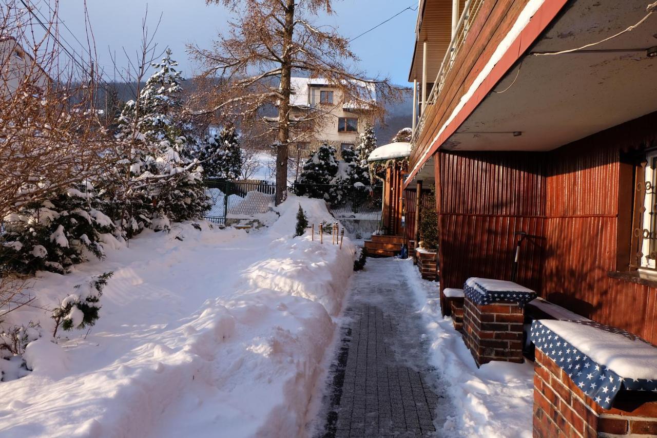 Willa Pod Aniolem - Pokoje Goscinne & Apartamenty Z Widokiem Na Gory Szczyrk Bagian luar foto